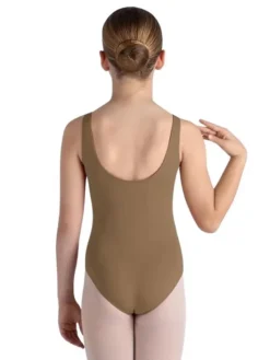 Bloch mandelfarvet klassisk dragt m. skønne detaljer til piger