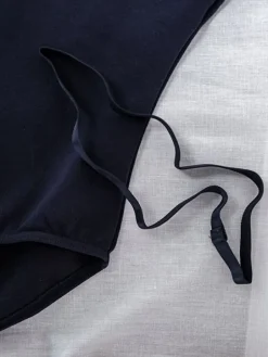 Bloch navy dragt m.bælte u. ærme til piger