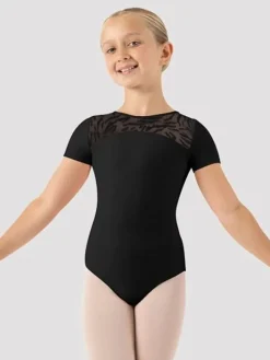 Bloch sort dragt med flotte udskæringer og mesh