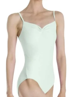 Dragt med rynk i mint fra Wear Moi