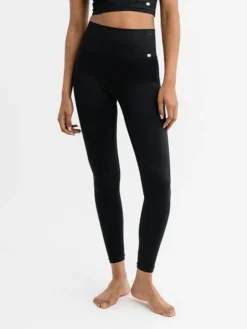 Drop of Mindfulness Jeane rib leggings i sort