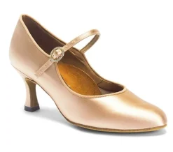 International standardsko med rem