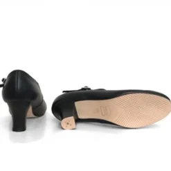 Karakter dansesko i sort blød skind