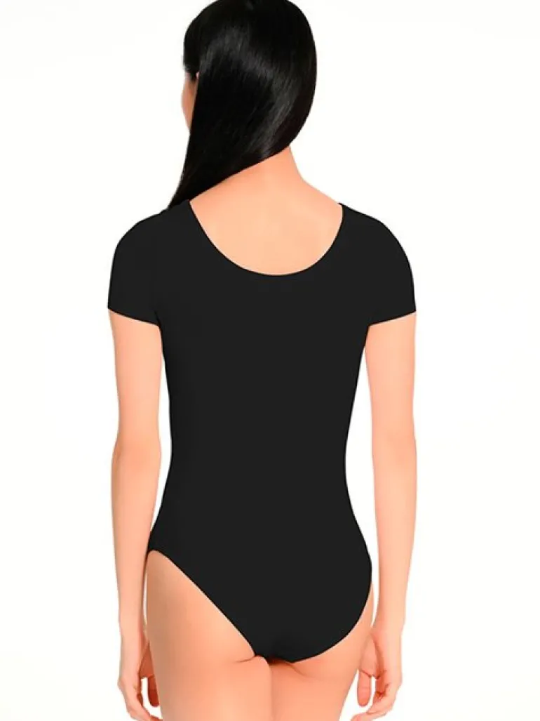 Seré sort dragt med korte ærmer