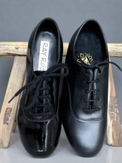 Sort drenge standard dansesko i lak Rayrose