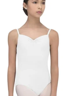 Wear Moi dragt med rynk i hvid