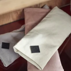 YOGA øjenpude i råhvid - Simple days